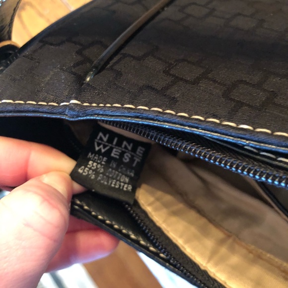 👜 NINE WEST Purse, Black - Picture 6 of 8
